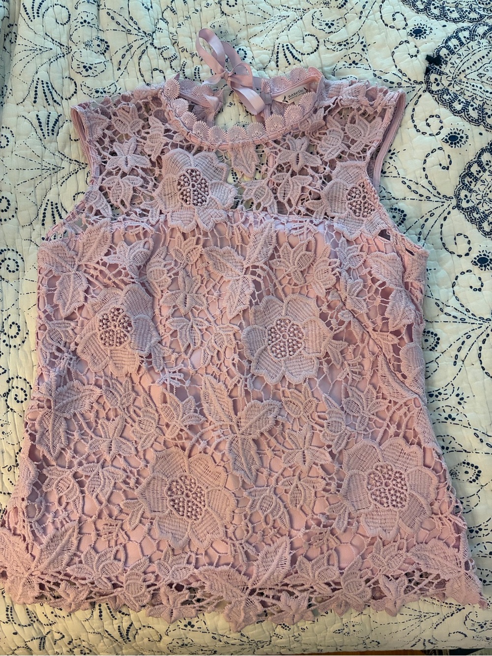 Nanette Lepore Dusty Pink Floral Lace Top - size small